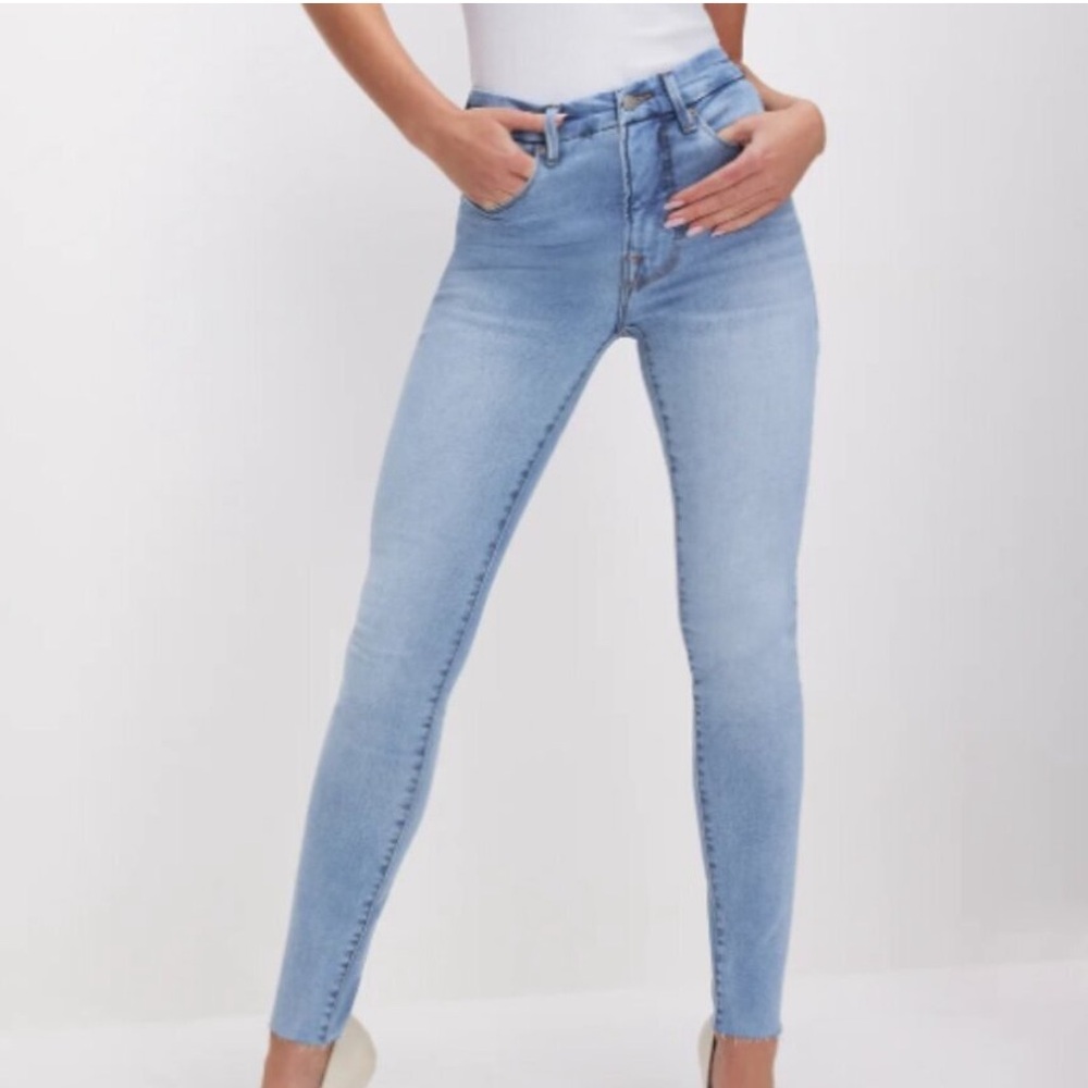 GOOD AMERICAN Good Waist Denim Skinny Jean Raw Hem Light Wash Size 8 / 29